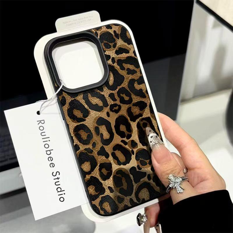 เคสโทรศัพท์ลายเสือดาวสีน้ำตาล  - Apple Iphone 15 บทวิจารณ์และราคา